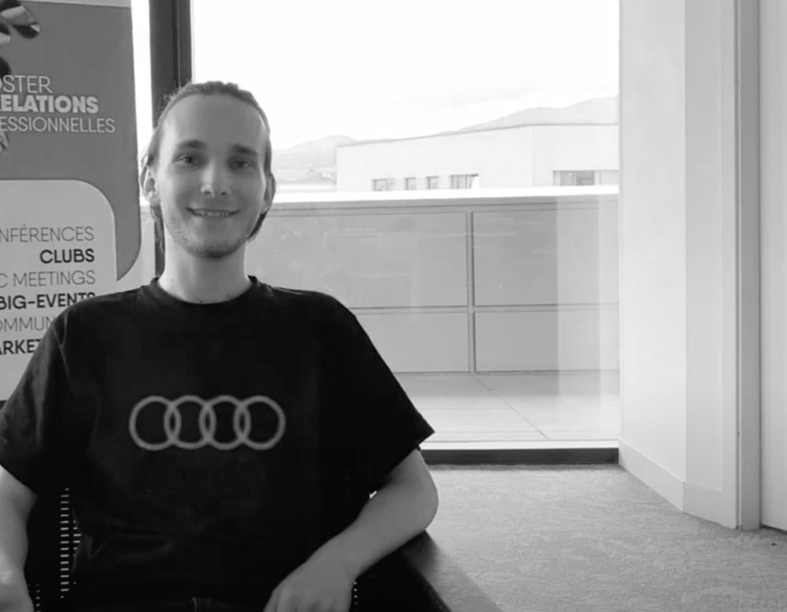 Portrait de Jérémy en noir et blanc